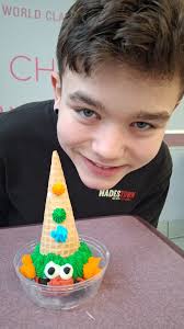 Newer photo, but does anyone remember the Baskin Robbins clown ice cream  cone??