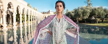 Everyday clothes for women consists of long tunics and trousers. Explore Traditional Clothing All Over The World The Post City