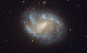 Ngc 2608 (olarak da bilinir arp 12 ) bir olduğunu çubuklu sarmal gökada 93 milyon bulunduğu ışık it is considered a grand design spiral galaxy and is classified as sb(s)b. Barred Spiral Galaxy Hogewash