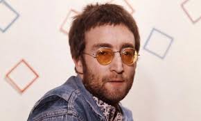 John Lennon, que faria 80 anos nesta sexta, traduziu angústias masculinas  que dizem tanto ao século XXI