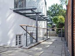 Vordacher Terrassenuberdachung Mit Sonnenschutz Terrassendach Uberdachung Terrasse Terrassen Dach