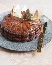 2 rouleaux de pâte feuilletée, 100 g de chocolat, 100 g de poudre d'amandes. Recette Galette Creme De Noisette Et Chocolat Blog De Maspatule Com