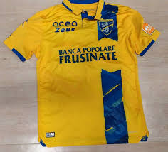 This page contains an complete overview of all already played and fixtured season games and the season tally of the club frosinone in the season overall statistics of current season. Frosinone Calcio Home Maglia Di Calcio 2019 2020 Sponsored By Banco Popolare Del Frusinate