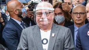 Rządzący to pajace i zdrajcy! Lech Walesa Ujawnia Ile Ma Pieniedzy Byly Prezydent Wciaz Szuka Pracy Tvp Info