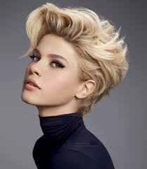 Coiffure Laetitia Hallyday