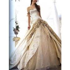 Amazing Prada Bridal Gown Wedding Dresses And Fashion Trends Ball Gown Wedding Dress Ball Gowns Wedding Applique Wedding Dress
