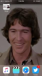 Let's see how many of you can identify the series just by looking at this  image. Is not "JOHNNY"... is ... "JONNY"