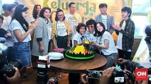 Tak sedikit orang yang memuji akting zara dalam film. Ringgo Agus Dan Nirina Bahagia Di Ayunan Keluarga Cemara