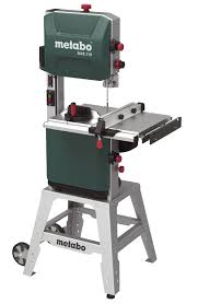 Je m'apprétais à acheter la métabo mlt100 sur le net quand j'ai vu à casto pourquoi je trouve une metabo (marque qui est apparemment reconnue) à 310e dans une gsb ? Scie A Ruban Metabo Bas 318 Precision 660 W Leroy Merlin