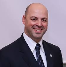 Resolve Remote Team Training Conflicts Effectively