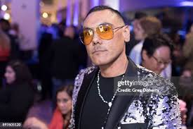 699 Dylan Chain Stock Photos, High-Res Pictures, and Images