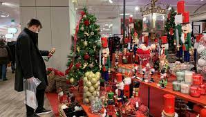 La prime de noël est une aide versée par la caf, la msa ou le pôle emploi. La Prime De Noel Aux Plus Modestes Est Versee A Partir De Ce Mardi