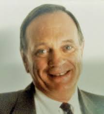 Alex Osleger's Instagram, Twitter & Facebook