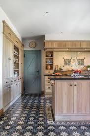 keukens kachels en een knipoog naar het verleden in landelijk wonen 2015 eiken project interieurontwerp keuken keuken interieur moderne keukens