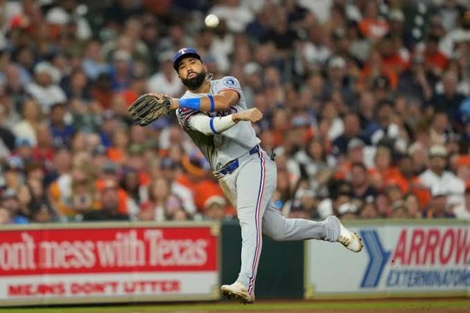 Super-utility player Ezequiel Durán has been a big solution for the Texas  Rangers