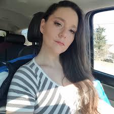 Erin Deveau's Instagram, Twitter & Facebook