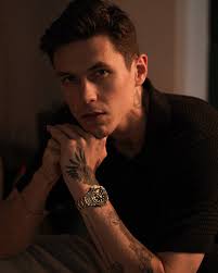 Eli Fox (@elifox._) • Instagram photos and videos