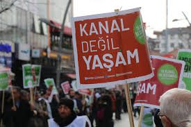 Ve toplumsal zarara neden olmakla kalmamış aynı zamanda geri dönüşsüz ekolojik sorunlar da yaratmıştır. Ulastirma Ve Altyapi Bakanligi Kanal Istanbul Un Ihaleye Acilmasini Savundu Evrensel