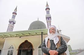 Shrine for Islamist murderer reveals Pakistan's challenges