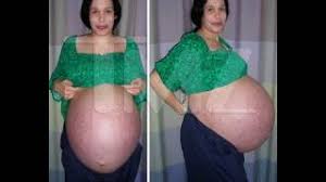 Halima cissé, 25, gave birth to nonuplets at a clinic in morocco in an extremely rare case. Octo Mom S Pregnant Stomach Pictures Youtube