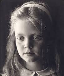 Wendy Burden's Instagram, Twitter & Facebook