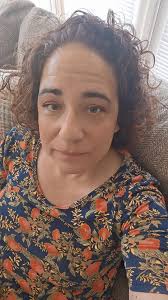 Pls somebody should help me out. What is the difference between collar stay  and hair stay or are they the same?