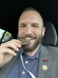 Travis Mayberry's Instagram, Twitter & Facebook