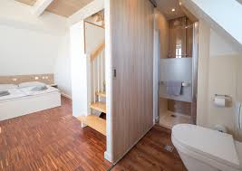 Das sturmeck ist ideal für individualreisende, gruppenreisen, klassenfahrten, hochzeiten, tenniscamps, betriebsausflüge. Gruppenhaus Und Familien Herberge An Der Nordsee Kuste Spiekeroog