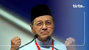 Tentang Tuduhan Mahathir Bahwa Bugis adalah Bajak Laut