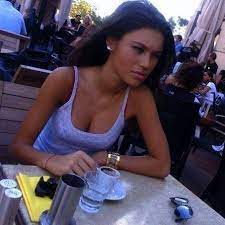 Yüsra geyik hayran sayfasıdır.yüsra geyik ile ilgili tüm haberler bu sayfada olacaktır. Yusra Geyik Home Facebook