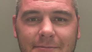 Police hunt 'wanted' man at large in Lincolnshire