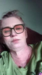 Laura Woolard's Instagram, Twitter & Facebook