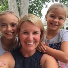 Stephanie Shryock (@StephShryock)