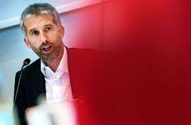 Was er impfgegnern dazu sagt. Bei Covid 19 Studie Boris Palmer Lasst Sich Als Corona Testperson Impfen Baden Wurttemberg Stuttgarter Zeitung