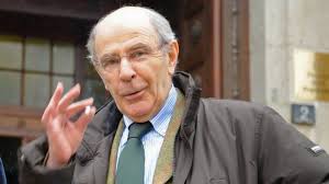 Te ne sei andato in punta dei piedi, sempre secondo il tuo stile di uomo gentile, cronista di altri tempi, senza mai rinunciare a esprimere le tue idee, talvolta in solitudine. Jm0iowalkdbghm