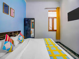 In rajouri garden, architects in pitampura, architects in rohini, turnkey construction projects in rajouri garden, interior designers for office in rajouri garden, architect for mcd approvals in kirti nagar, architect for. Decent Home Studio In Rajouri Garden Delhi Prices Photos Reviews Address India