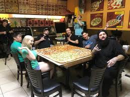 54”x54” Pizza Challenge At Big Mamas & Papas (50 lbs, 7 people, 2 hours)  : rFoodPorn