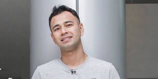 Heboh Foto Raffi Ahmad Dan Tyas Mirasih Di Dalam Mobil Dream Co Id