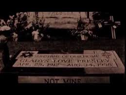 Liity facebookiin ja pidä yhteyttä käyttäjän gladys presley ja muiden tuttujesi kanssa. Elvis And The Death Of Gladys His Time In The Army Youtube