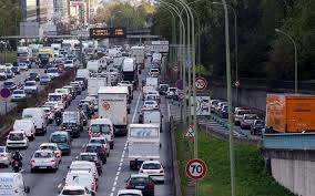 Trafic routier en france, belgique, suisse et dans toute l'europe. Embouteillages En Ile De France Pourquoi Ca Sature Autant Le Parisien