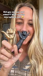 🤙🏽Send some shakas this year 🎄✨ #shoplocal #kauailife #shopkauai