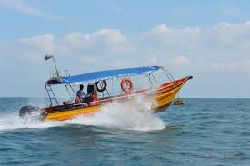 Daripada jeti kuala besut kena naik bot laju ke pulau perhentian. Hendak Menginap Di Pulau Perhentian Boleh Pilih Ombak Dive Resort Maha Mahu Makan