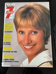 TÉLÉ 7 JOURS 9/06/1984; Danièle Gilbert/ Renaud/ M. Olivier/ B. Fresson/  Verneui EUR 4,40