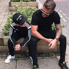 Smarturl.it/youwantmesp apple music tom zanetti's new one with silky is out now. Celebs Go Dating Star Tom Zanetti Opens Up On Grief Following Tragic Death Of His Ex Girlfriend Ok Magazine