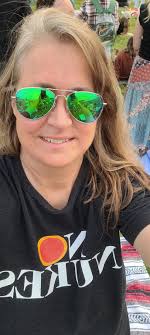 E.T. fan at Railbird Music Festival