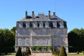Photo Du Monument Historique Chateau Situe A Meslay Chateau L Architecture Francaise Chateau France