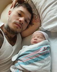 Matt Rosa's Instagram, Twitter & Facebook