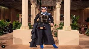 See more of azrinaz mazhar hakim on facebook. Modisnya Azrinaz Mazhar Hakim Mantan Istri Ketiga Sultan Brunei Yang Enggak Bikin Bosan Okezone Lifestyle