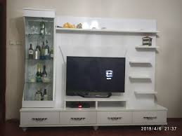 Tv ünitesi modelleri ve tv sehpası çeşitleri inanılmaz avantajlar. Beyaz Lake Tv Unitesi Modelleri Ve Fiyati Dekopasaj