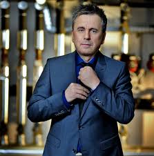 A két híresség barátságát már a kezdettől. Friderikusz Sandor Bucsut Int A Tv2 Nek Starity Hu